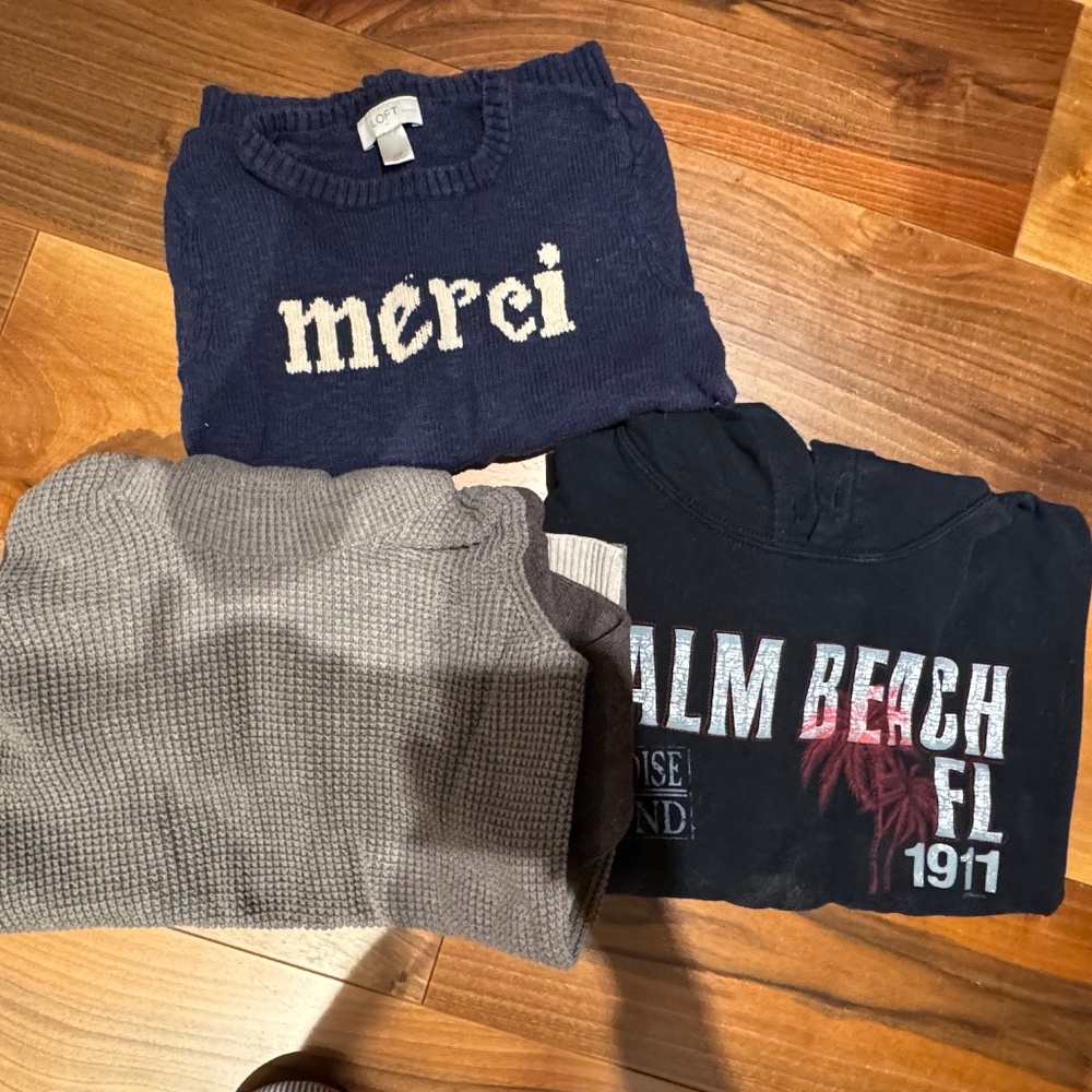 Women sweaters Size XS